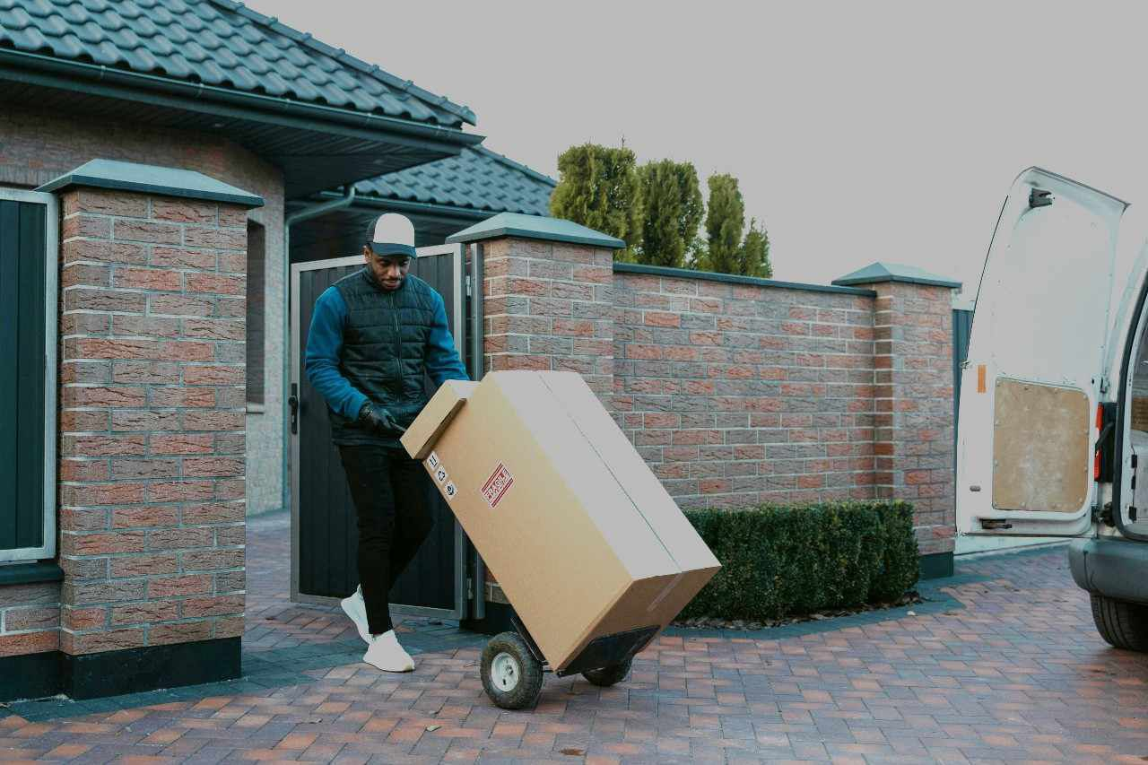 Long-Distance Moving